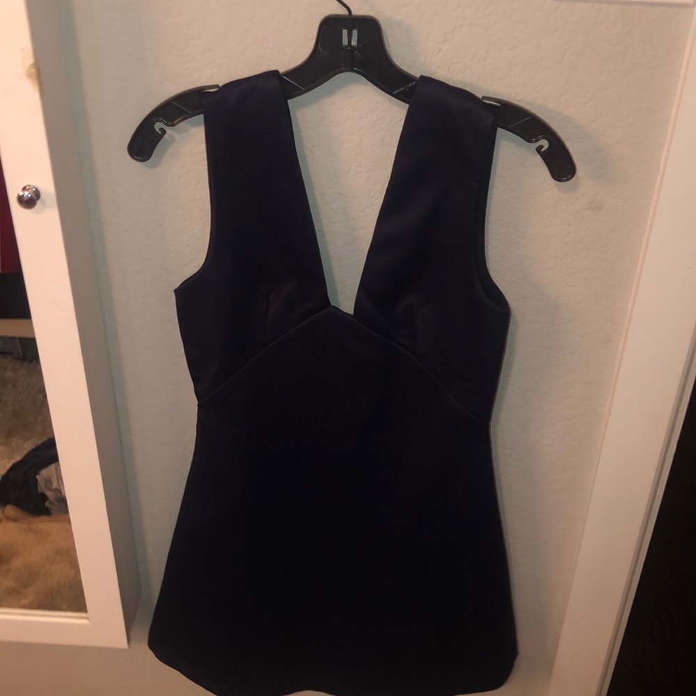 Navy, low cut, chic dress!